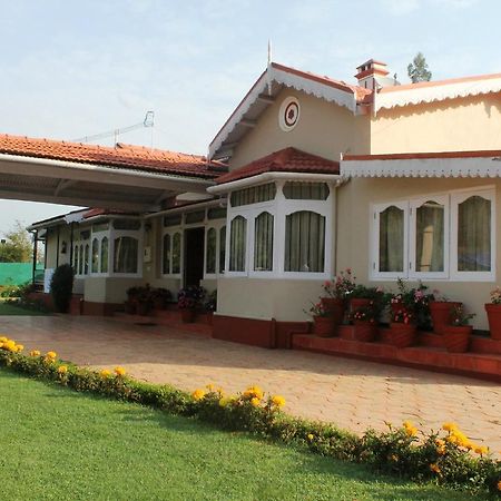 Bouganvilla Resort Ooty Exteriör bild