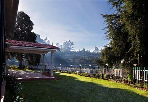 Bouganvilla Resort Ooty Exteriör bild